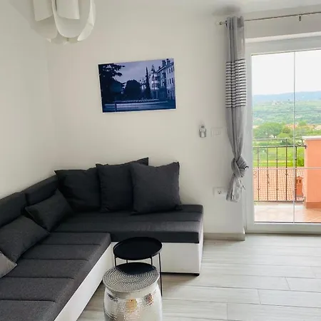 Apartma Mija-dekani *