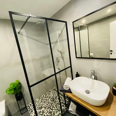 Apartma Mija-dekani Dekani