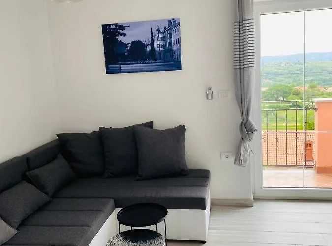 Apartma Mija-dekani *