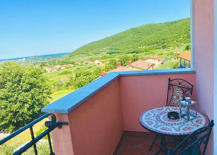 Apartman Apartma Mija-dekani *